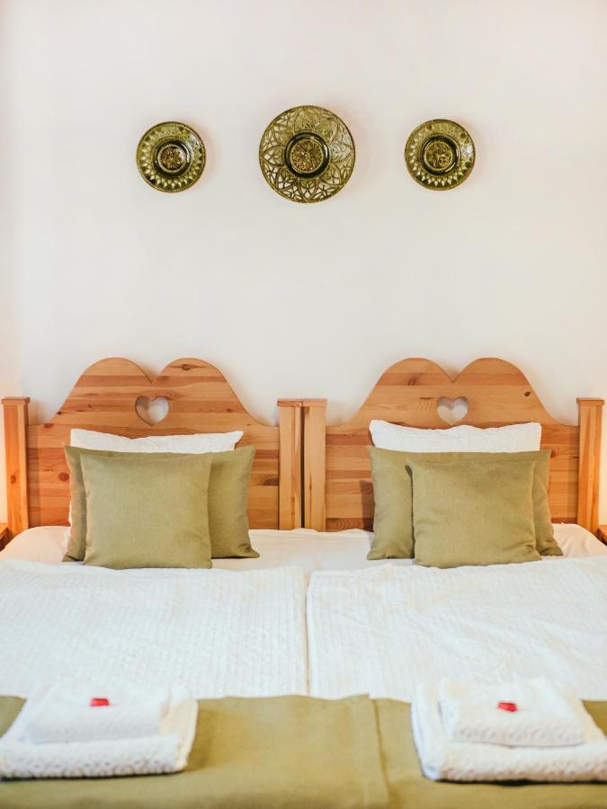 A MI KISHÁZUNK vendégház Szomod Extérieur photo